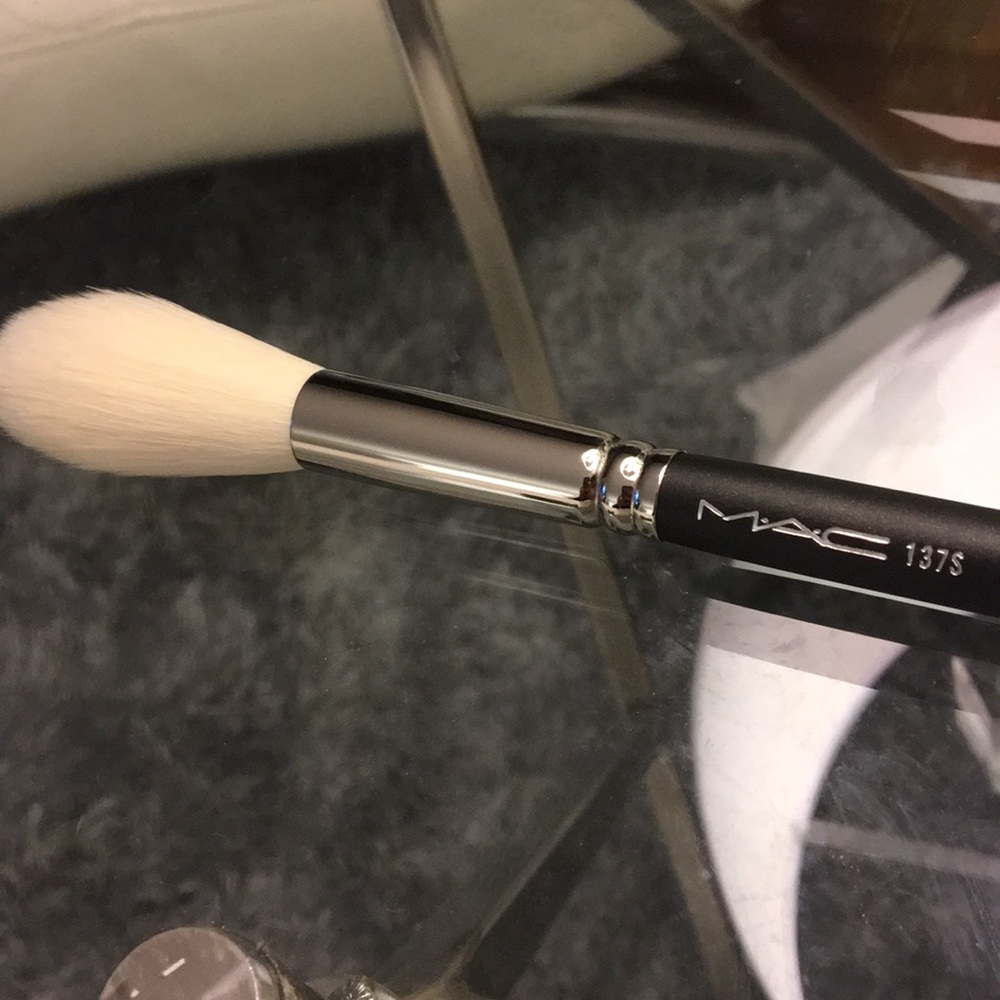MAC Blending Brush